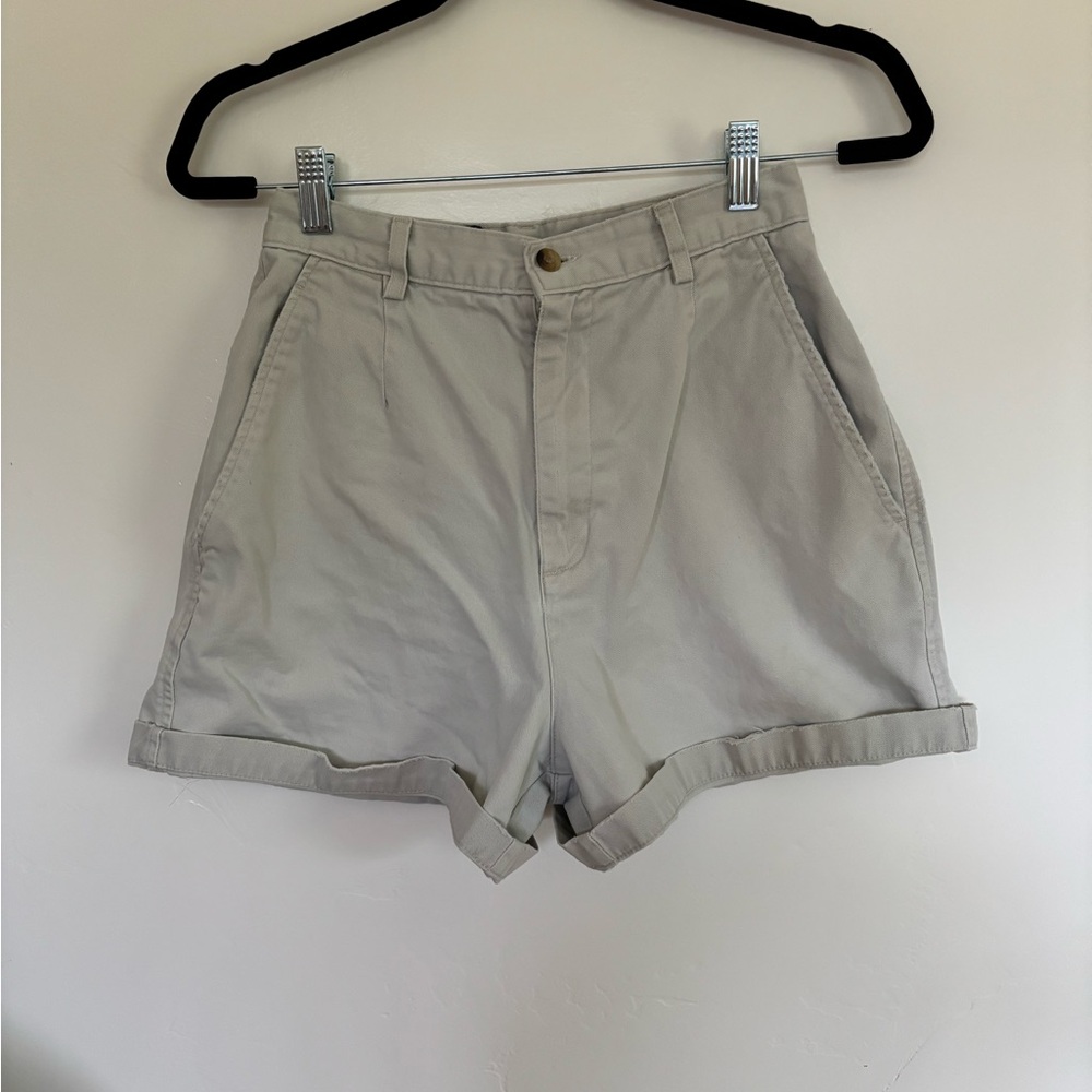 Khaki 90’s mom short A1